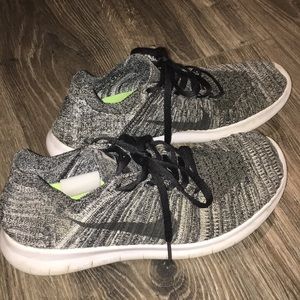 Nike free run flyknit